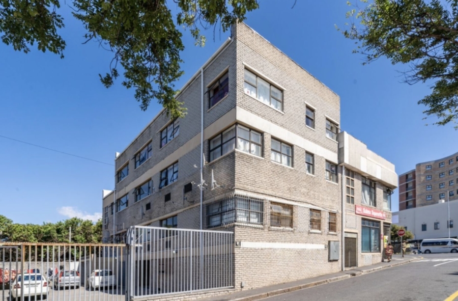 1 Bedroom Property for Sale in Observatory Western Cape